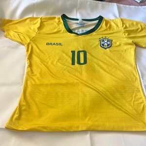 Beazil Soccer Jersey size L Neymar (10)